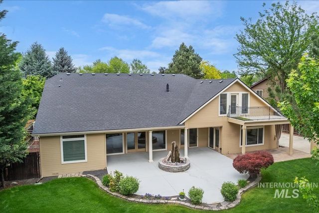 1420 W Powder Ct, Eagle, ID 83616