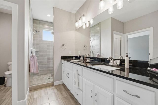 9402 N Bradford Avenue, Kansas City, MO 64154
