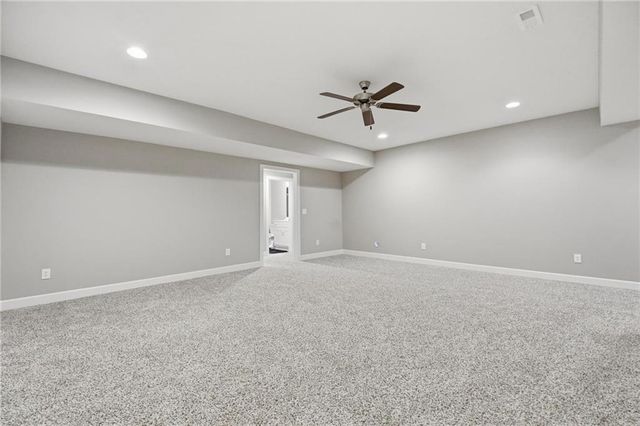 9402 N Bradford Avenue, Kansas City, MO 64154