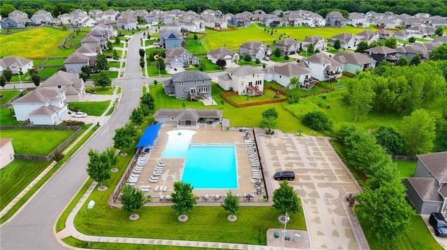 9402 N Bradford Avenue, Kansas City, MO 64154