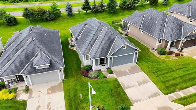 9402 N Bradford Avenue, Kansas City, MO 64154