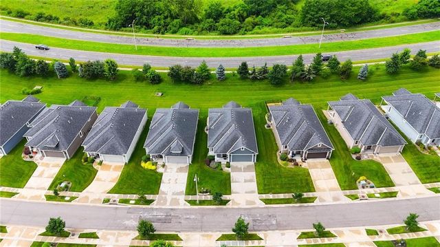 9402 N Bradford Avenue, Kansas City, MO 64154