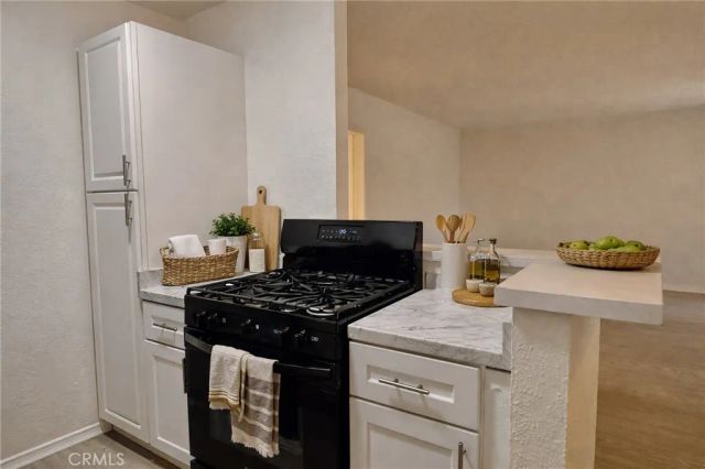 1810 W Sallie 8, Anaheim, CA 92804