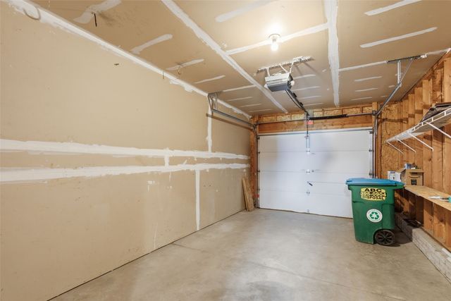 939 Grand Ave Court, Marion, IA 52302