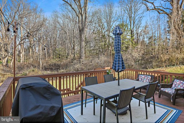 1633 LOZANO DR, Vienna, VA 22182