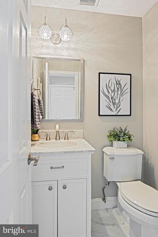 1633 LOZANO DR, Vienna, VA 22182