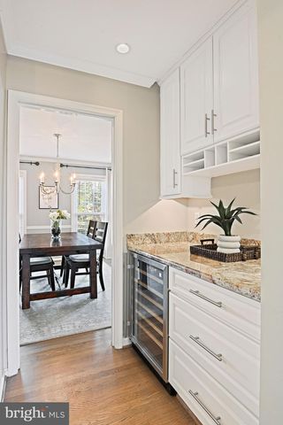 1633 LOZANO DR, Vienna, VA 22182