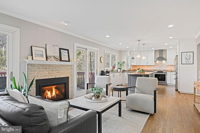 1633 LOZANO DR, Vienna, VA 22182