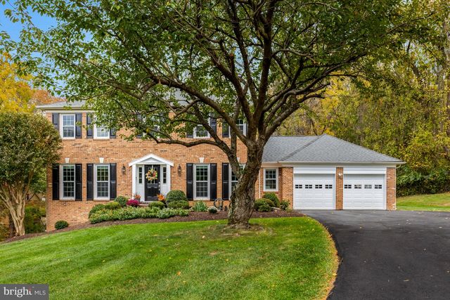 1633 LOZANO DR, Vienna, VA 22182