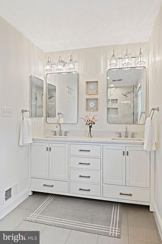 1633 LOZANO DR, Vienna, VA 22182