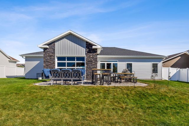 7441 15th Street S, Fargo, ND 58104