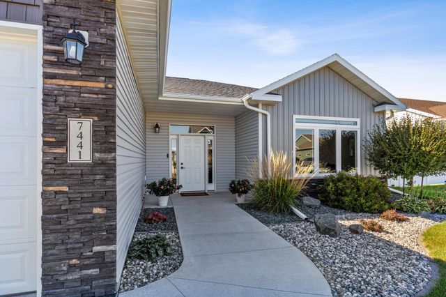 7441 15th Street S, Fargo, ND 58104