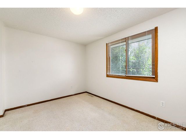 414 Mulberry Dr, Loveland, CO 80538