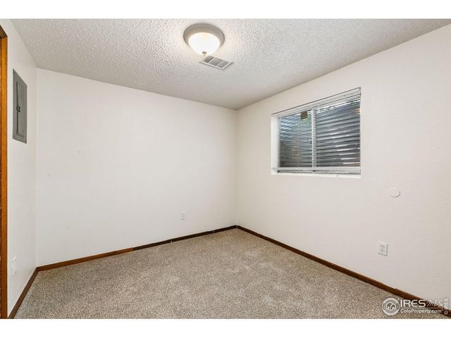 414 Mulberry Dr, Loveland, CO 80538