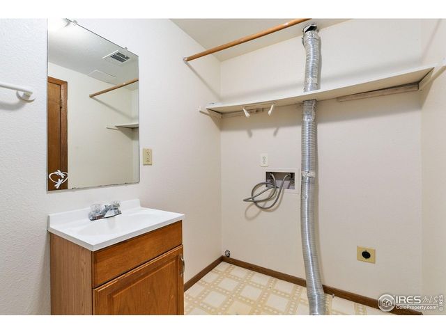 414 Mulberry Dr, Loveland, CO 80538