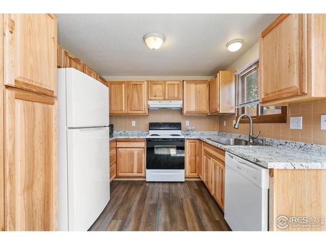 414 Mulberry Dr, Loveland, CO 80538