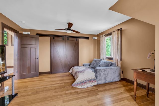 136 Rocky River Shores Dr, Rock Island, TN 38581