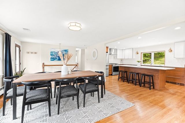 24 Hinds Road, Winchester, MA 01890