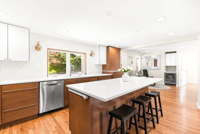 24 Hinds Road, Winchester, MA 01890