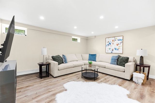 24 Hinds Road, Winchester, MA 01890