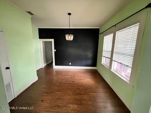 810 Mckinley Avenue, Pascagoula, MS 39567
