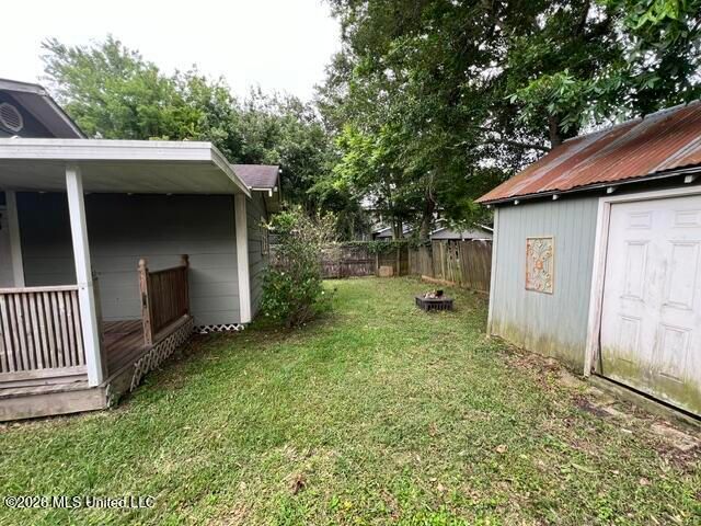 810 Mckinley Avenue, Pascagoula, MS 39567