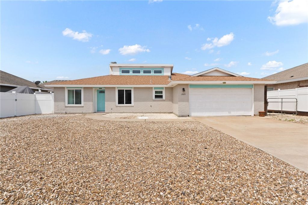 15525 Cuttysark St, Corpus Christi, TX 78418