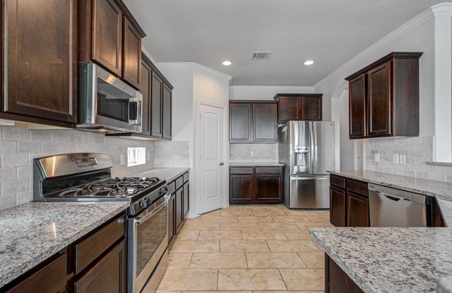 10126 Naples Cliff Court, Cypress, TX 77433