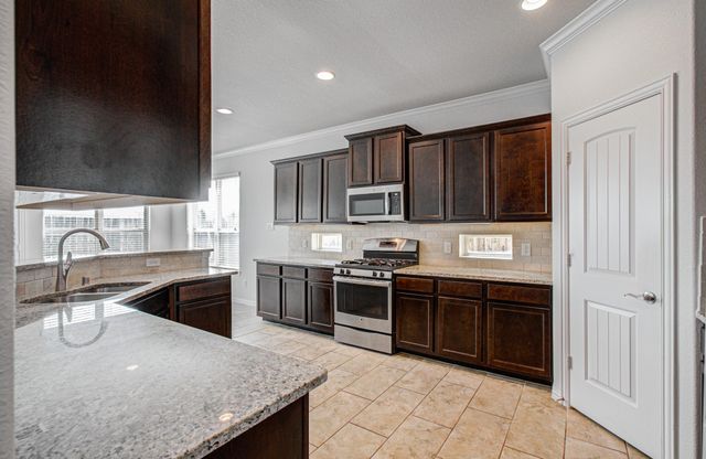 10126 Naples Cliff Court, Cypress, TX 77433