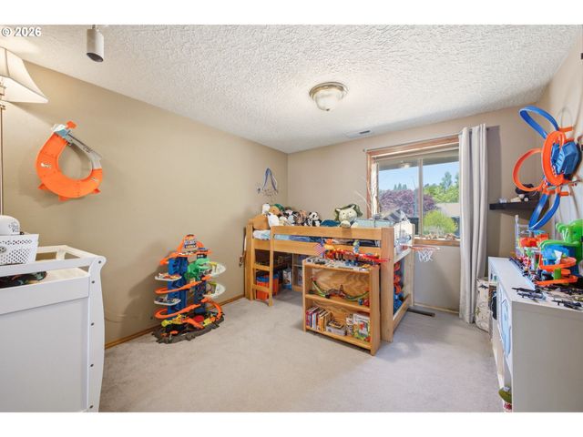 1910 Sw 3RD Dr, Gresham, OR 97080