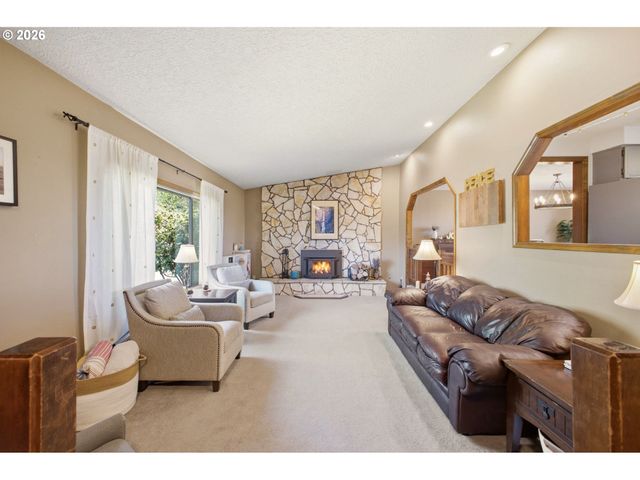 1910 Sw 3RD Dr, Gresham, OR 97080