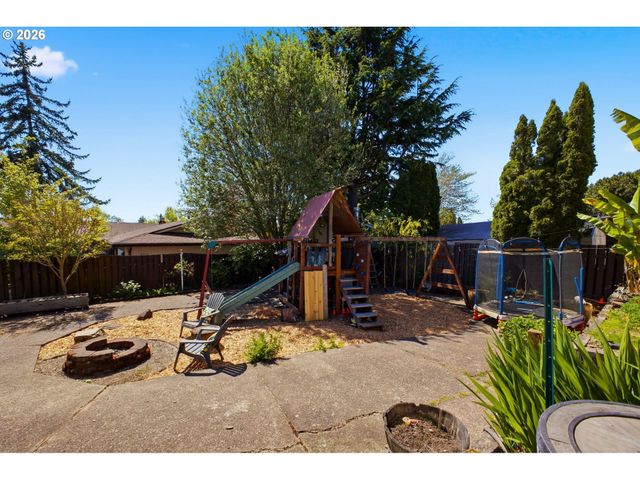 1910 Sw 3RD Dr, Gresham, OR 97080