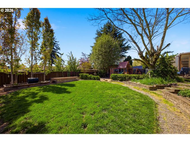 1910 Sw 3RD Dr, Gresham, OR 97080