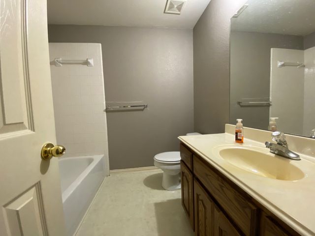2011 Glen Manor Road, Corinth, TX 76208