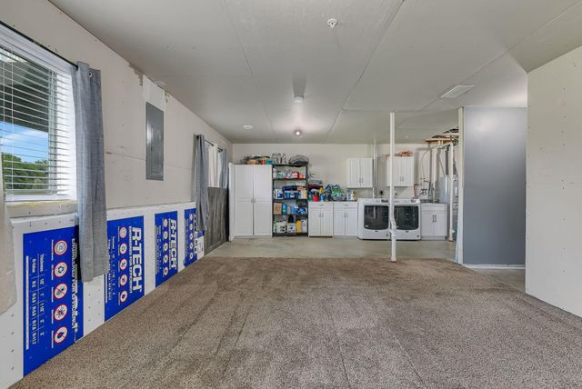 8587 Gateway Circle, Monticello, MN 55362