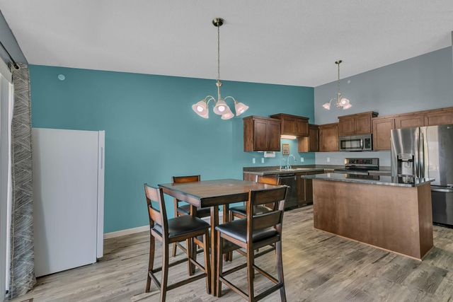 8587 Gateway Circle, Monticello, MN 55362