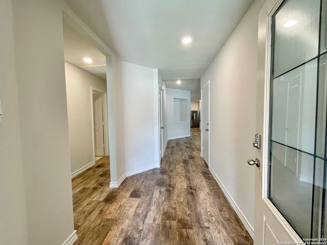 4910 Fairway Bunker, San Antonio, TX 78261