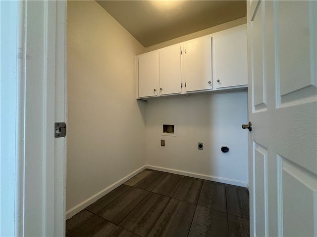 1800 S 14Th Place, Rogers, AR 72756