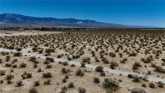712 Fairlane, Lucerne Valley, CA 92356
