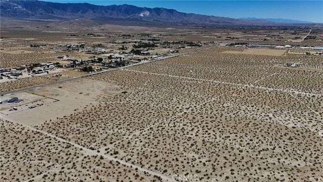 712 Fairlane, Lucerne Valley, CA 92356