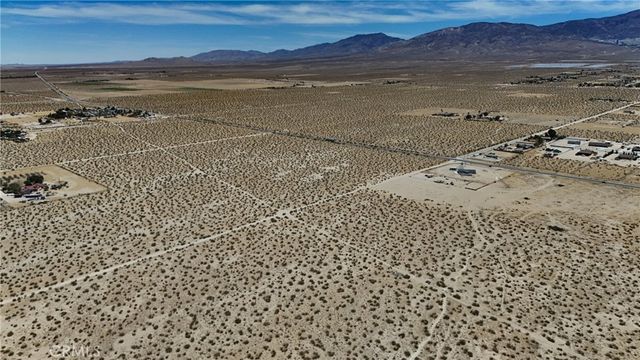 712 Fairlane, Lucerne Valley, CA 92356