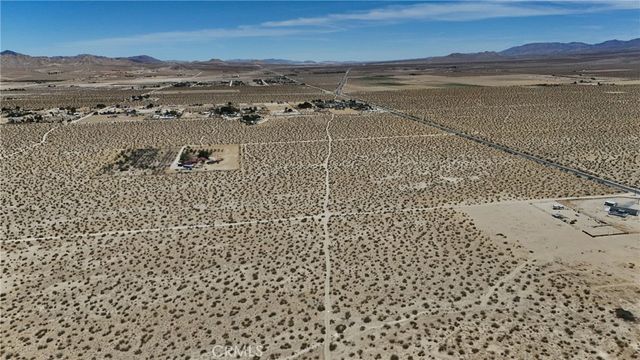 712 Fairlane, Lucerne Valley, CA 92356