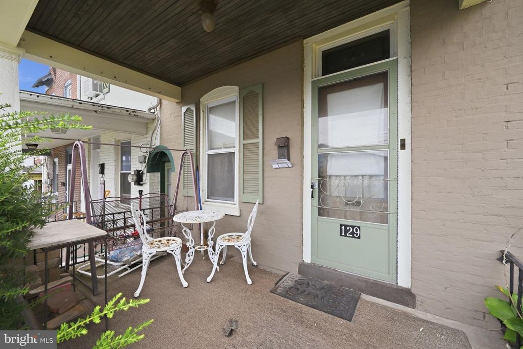 129 S KEIM ST, POTTSTOWN, PA 19464 — photo 4