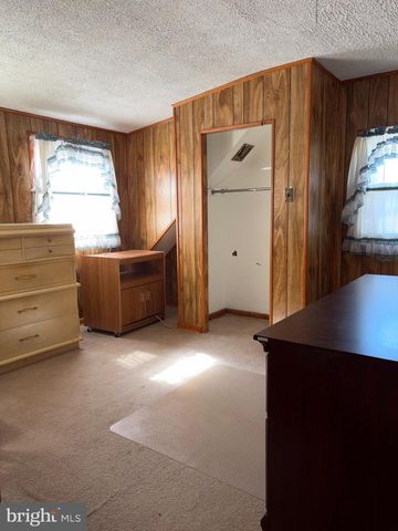 200 LONG LN, West Chester, PA 19380