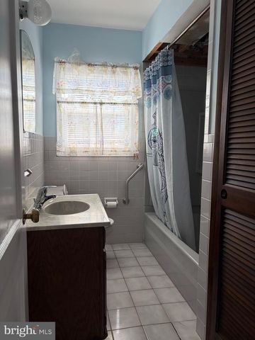 200 LONG LN, West Chester, PA 19380