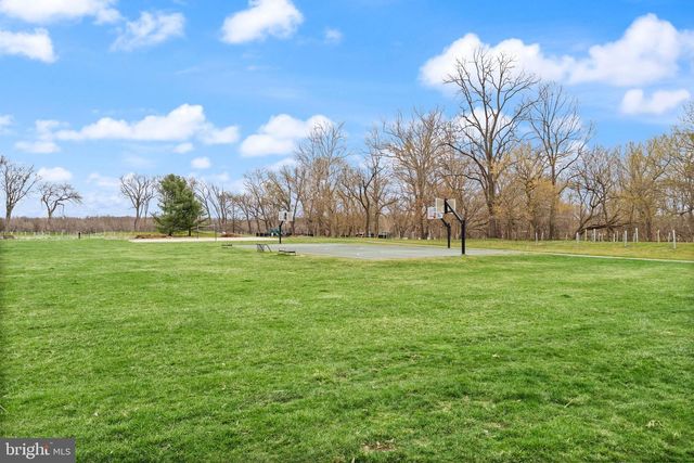 18545 SANDPIPER PL, Leesburg, VA 20176