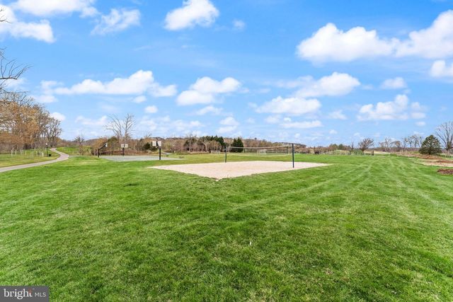 18545 SANDPIPER PL, Leesburg, VA 20176