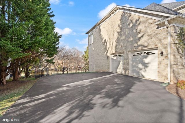 18545 SANDPIPER PL, Leesburg, VA 20176