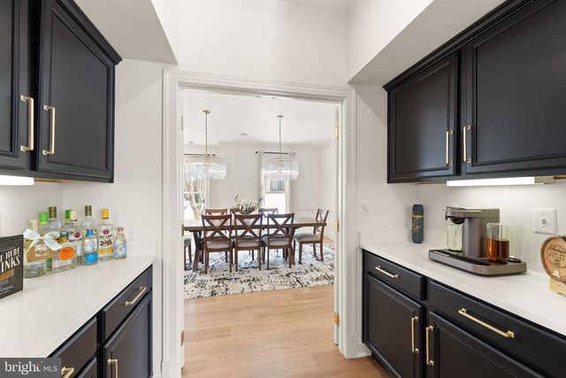 18545 SANDPIPER PL, Leesburg, VA 20176