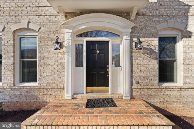 18545 SANDPIPER PL, Leesburg, VA 20176